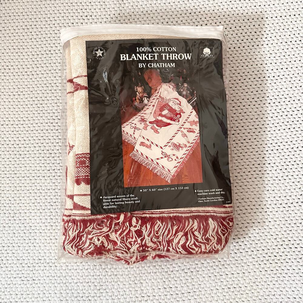 Chatham Vintage Red White Cotton Santa USA Tapestry Christmas Throw Blanket